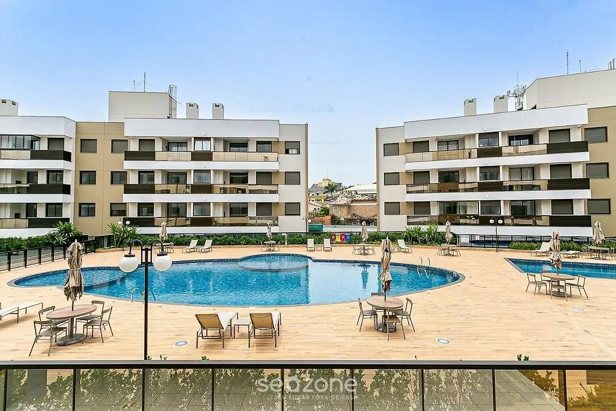 Apartamentos C/ Piscinas A 240M Do Mar Floripa-Sc Adc Florianópolis Brasil